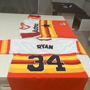 1980 Houston Astro’s Nolan Ryan #34 jersey in size xl or xxl.